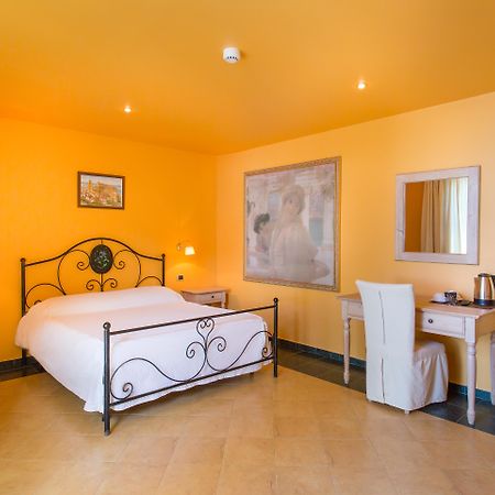La Playa Blanca Hotel & Ristorante Santo Stefano di Camastra Esterno foto