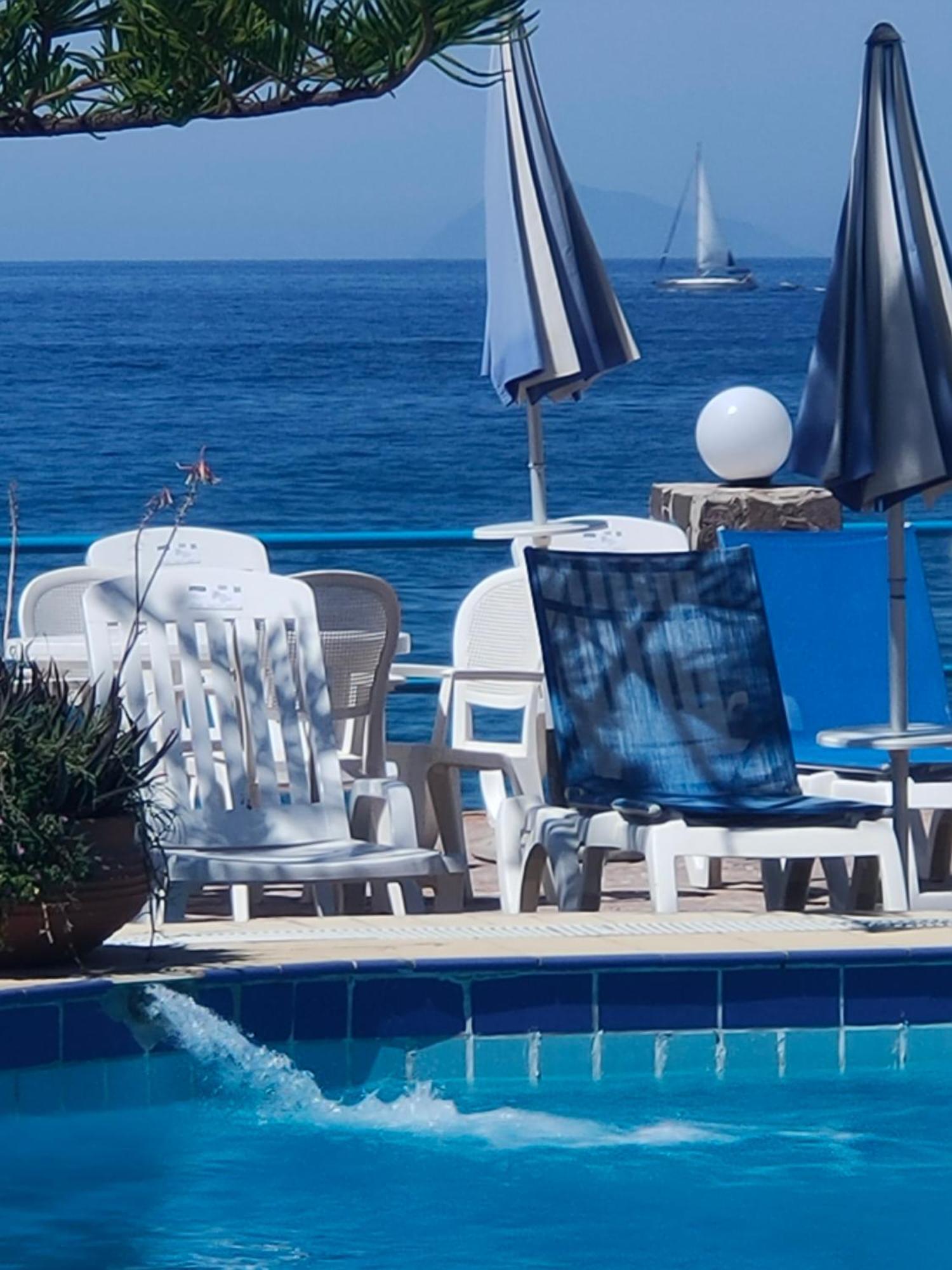 La Playa Blanca Hotel & Ristorante Santo Stefano di Camastra Esterno foto