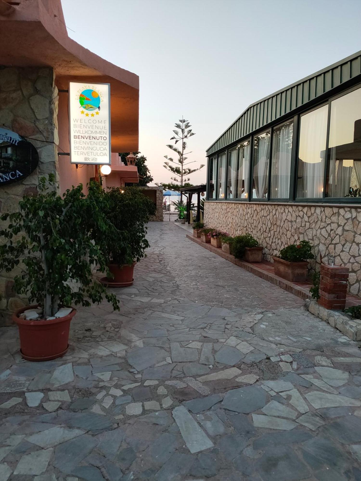 La Playa Blanca Hotel & Ristorante Santo Stefano di Camastra Esterno foto