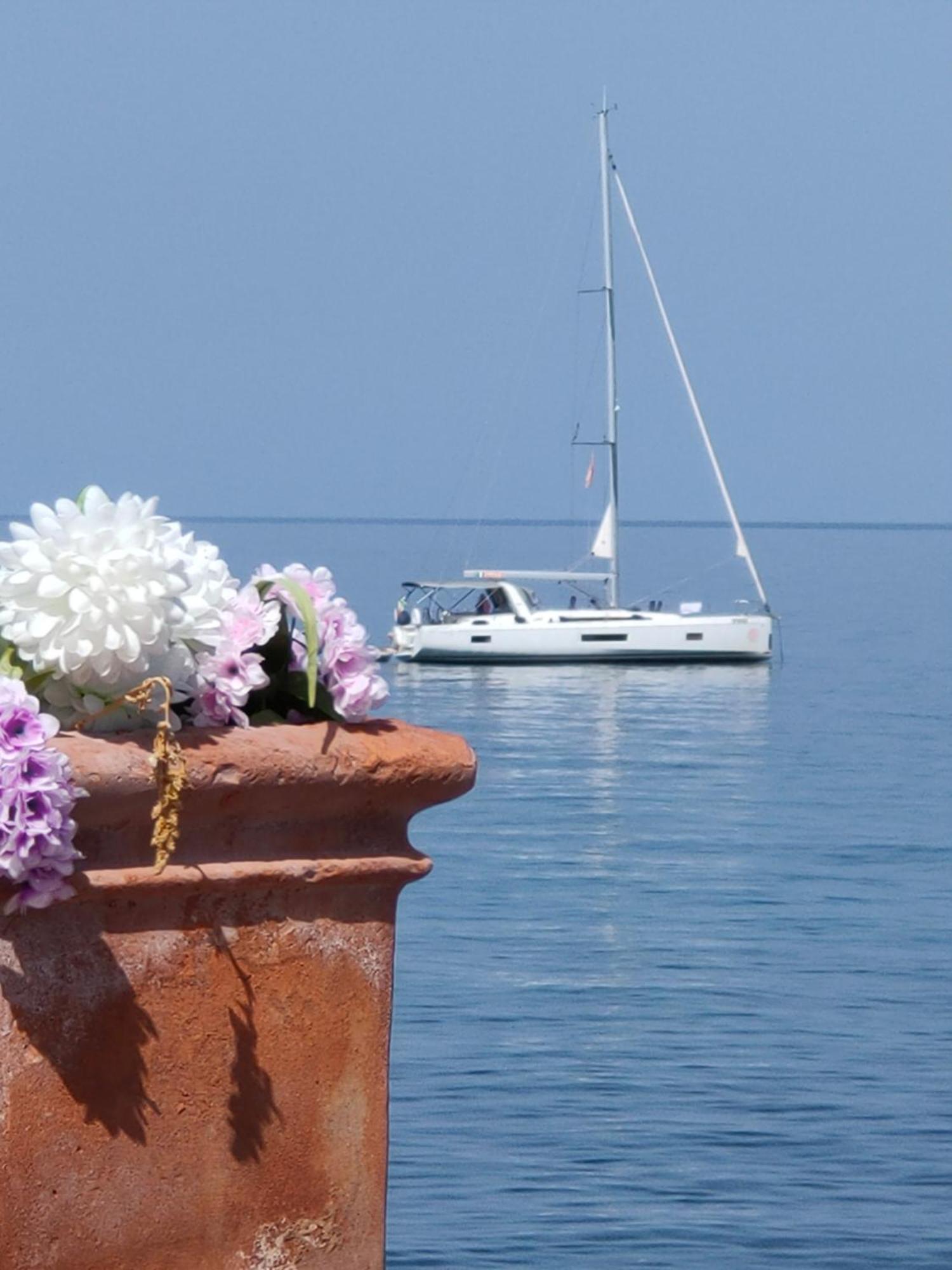 La Playa Blanca Hotel & Ristorante Santo Stefano di Camastra Esterno foto