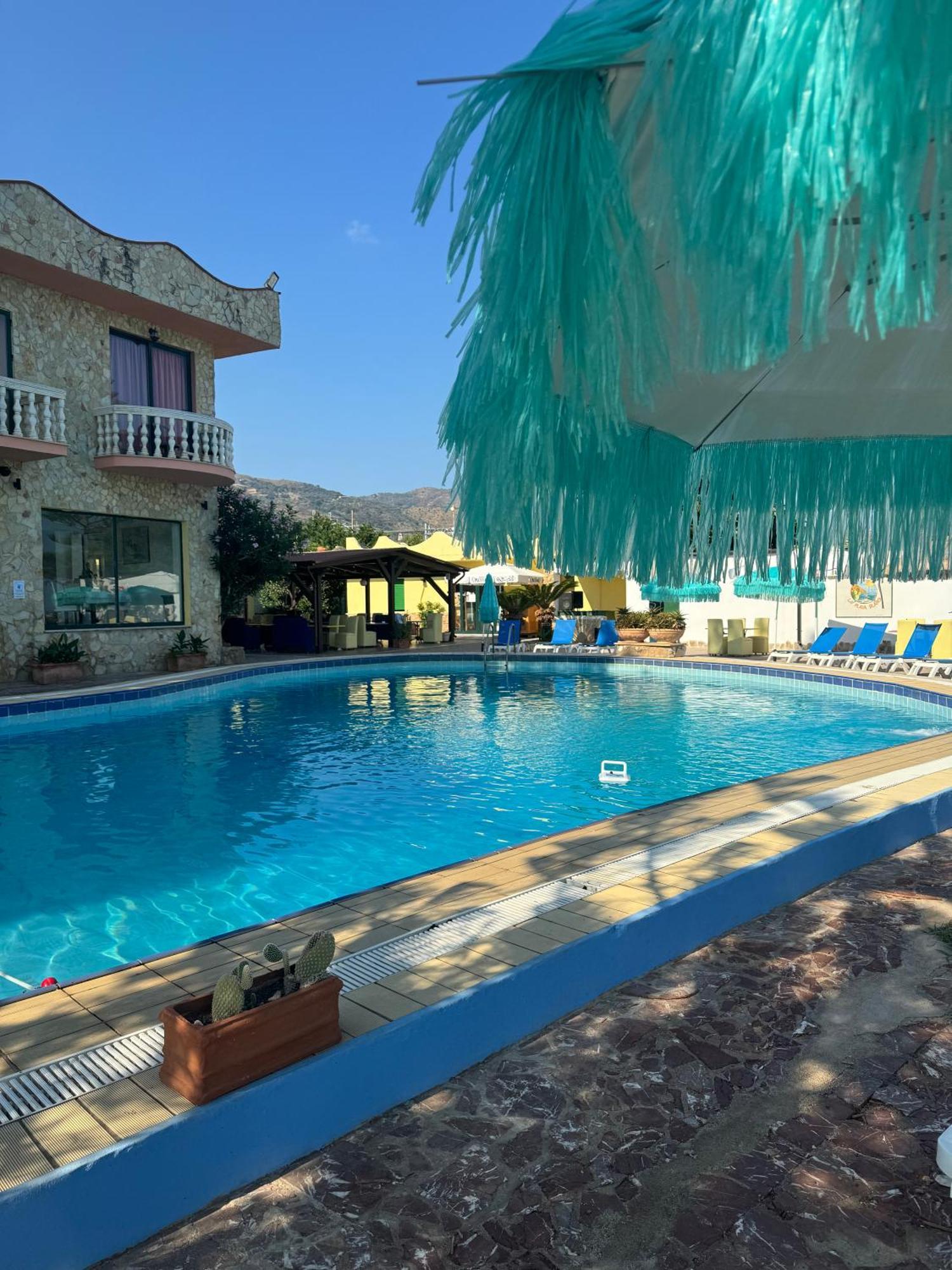 La Playa Blanca Hotel & Ristorante Santo Stefano di Camastra Esterno foto